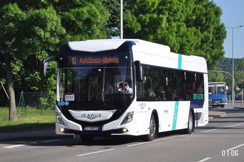 Автобусный транспорт