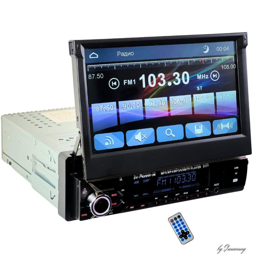 Автомагнитола с выдвижным экраном