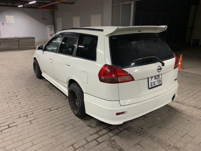 Ниссан вингроуд 2002