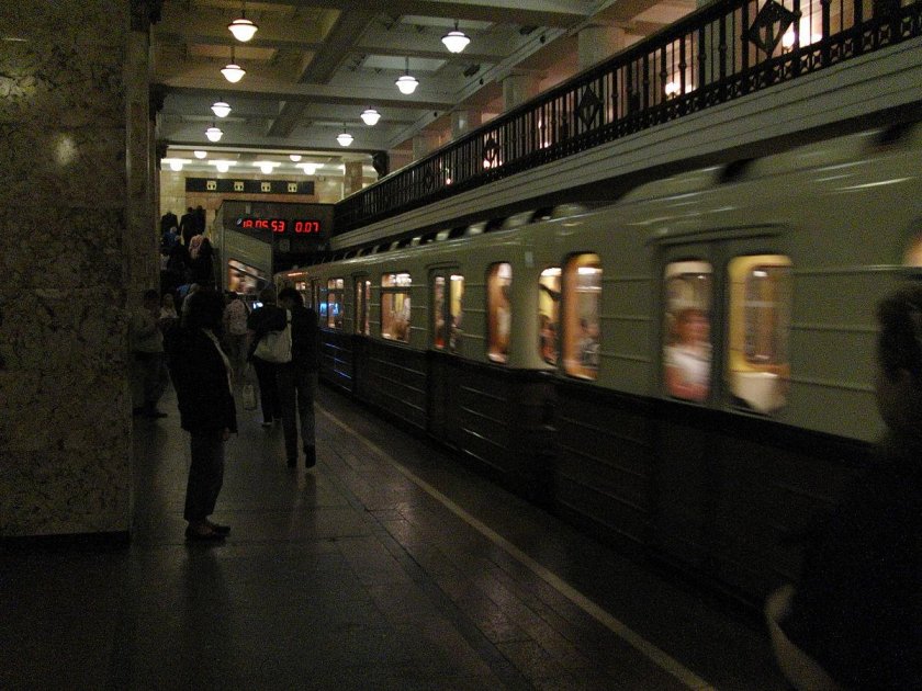 Метро Комсомольская Сокольническая