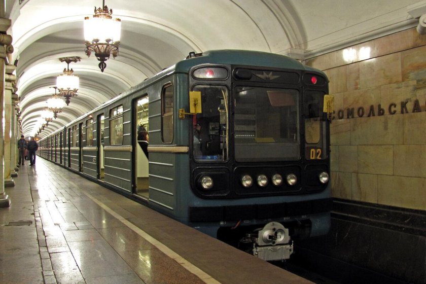 81 717 На Филевской линии