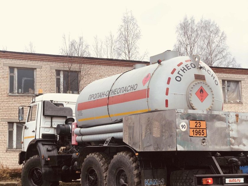 МАЗ АЦТ-10 газовоз