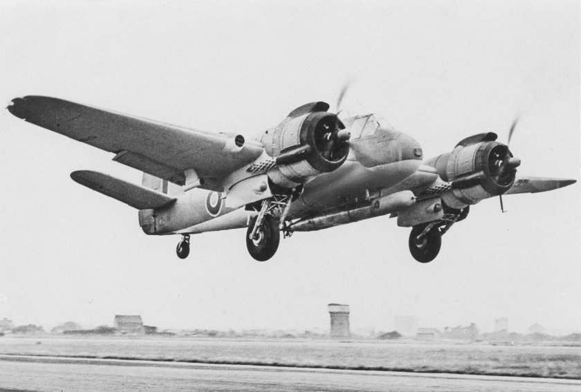 Бристоль Бофайтер самолет