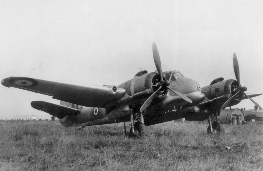 Beaufighter самолет