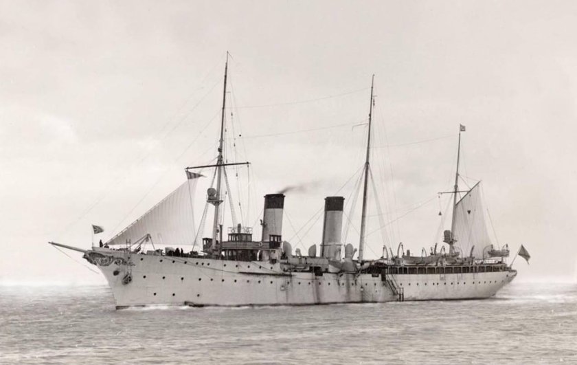 «Алма́з» — крейсер российского Императорского флота.