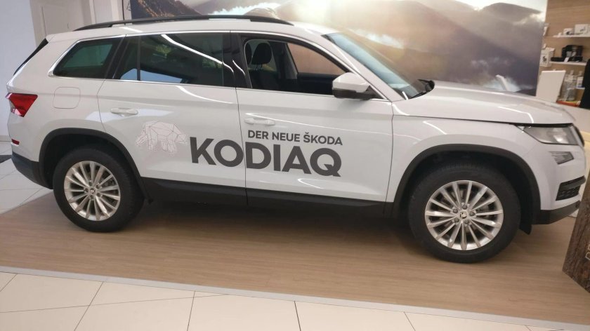 Шкода кодиак белая
