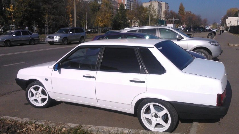 ВАЗ 99 белая