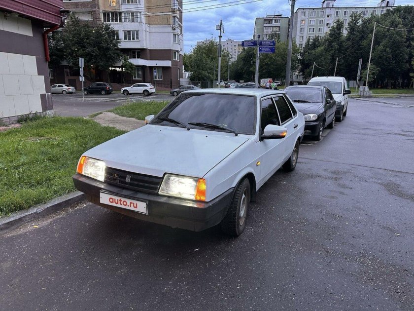 Lada ваз 21099