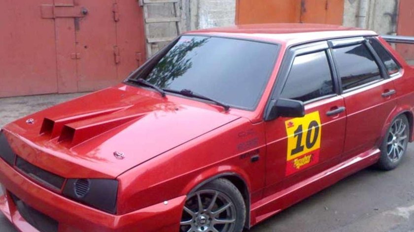 ВАЗ 21099 тюнингованная