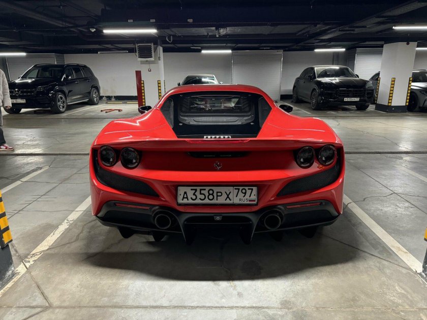 Ferrari f 8 tributo