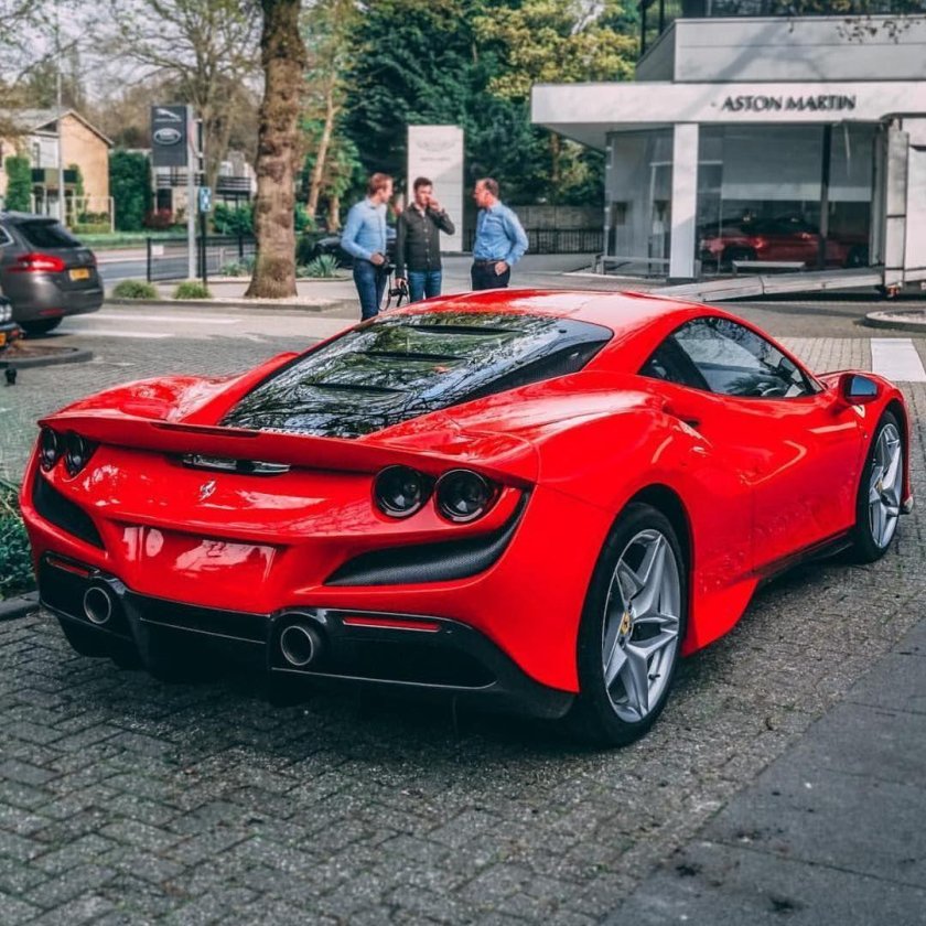 Феррари f8 tributo