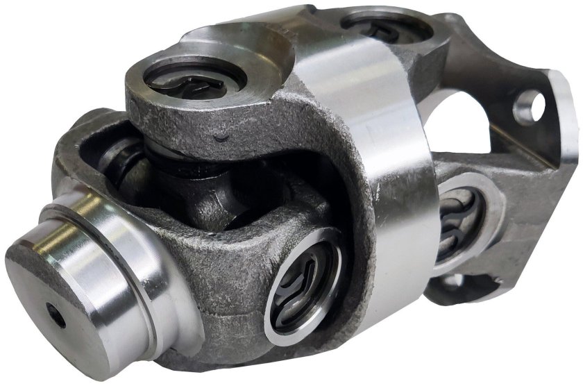 Шарнир карданного вала с двойной крестовиной в