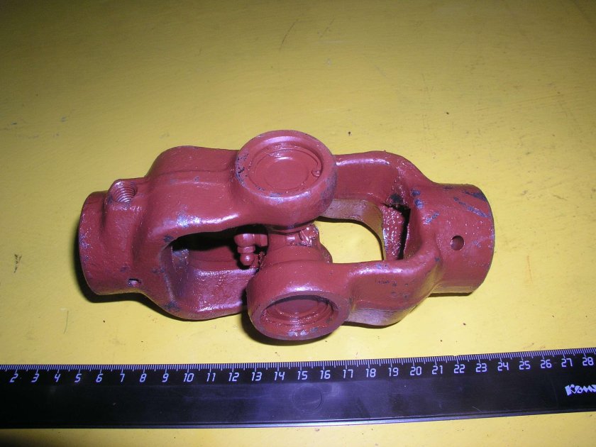 Шарнир карданный АК.016.264.264