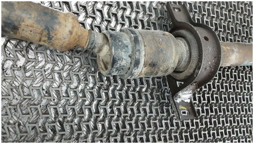 Карданный вал Suzuki sx4