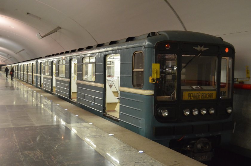 Номерной 81-717/714