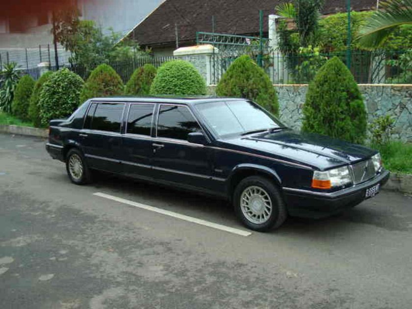Volvo 940 Limousine
