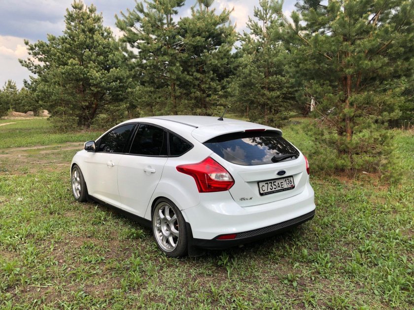 Ford Focus 3 хэтчбек