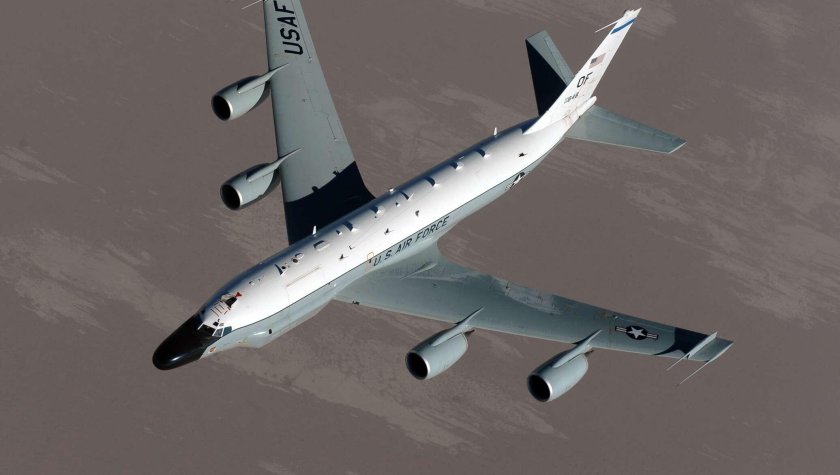 RC-135w Rivet Joint