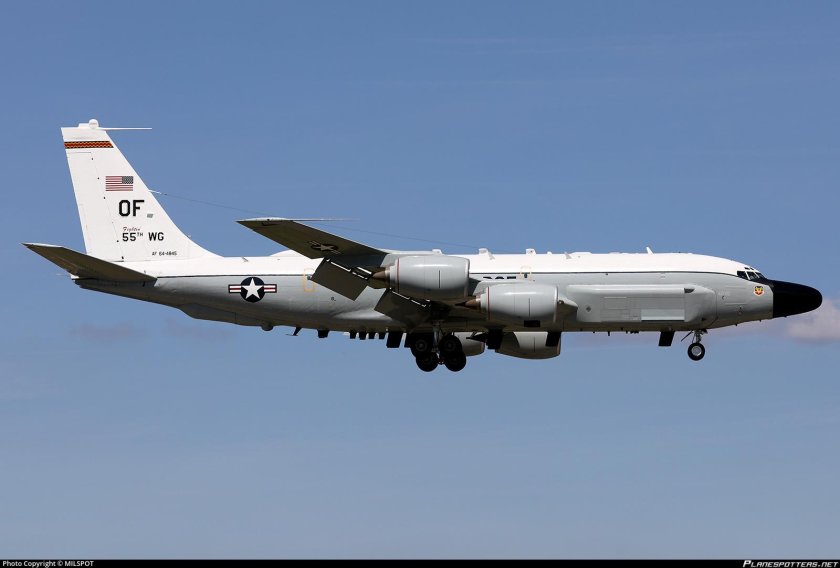 Boeing rc-135 самолет сша