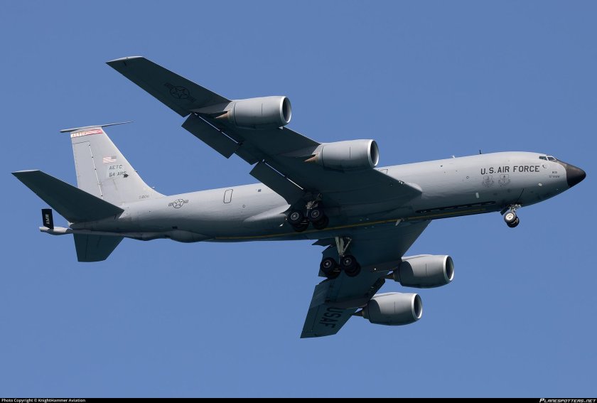 Kc-135 stratotanker
