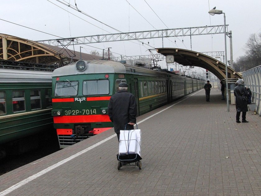 Новогиреево электричка