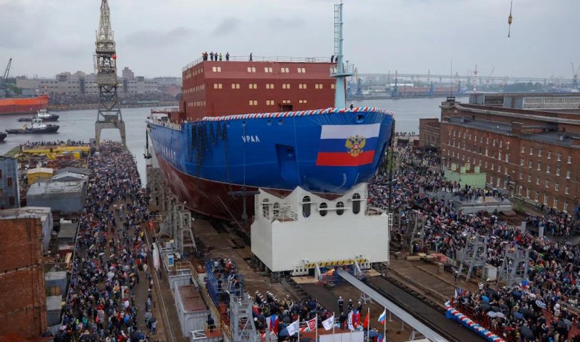 Ледокол Урал 22220