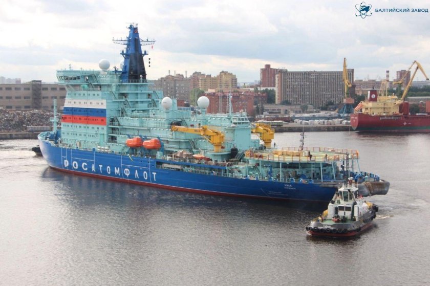 Ледокол Урал 22220