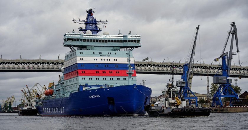 Ледокол Арктика 22220