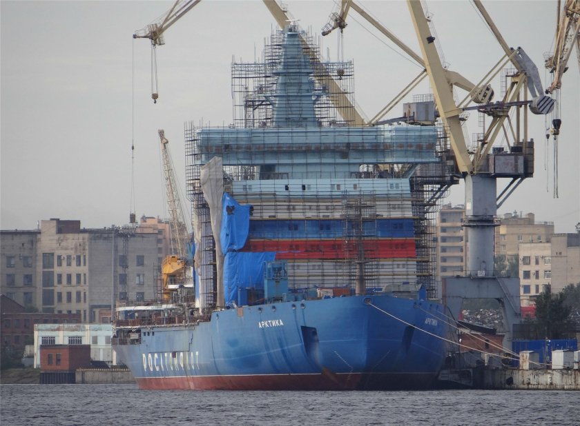 Ледокол Урал 22220