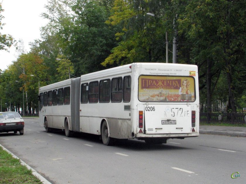 Автобус ГОЛАЗ 6226