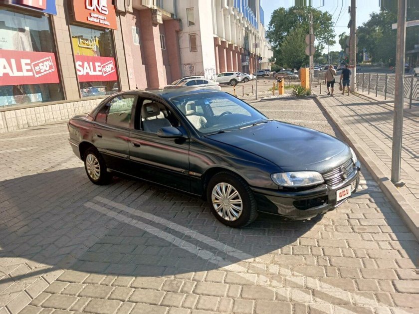 Nissan Sunny 1999