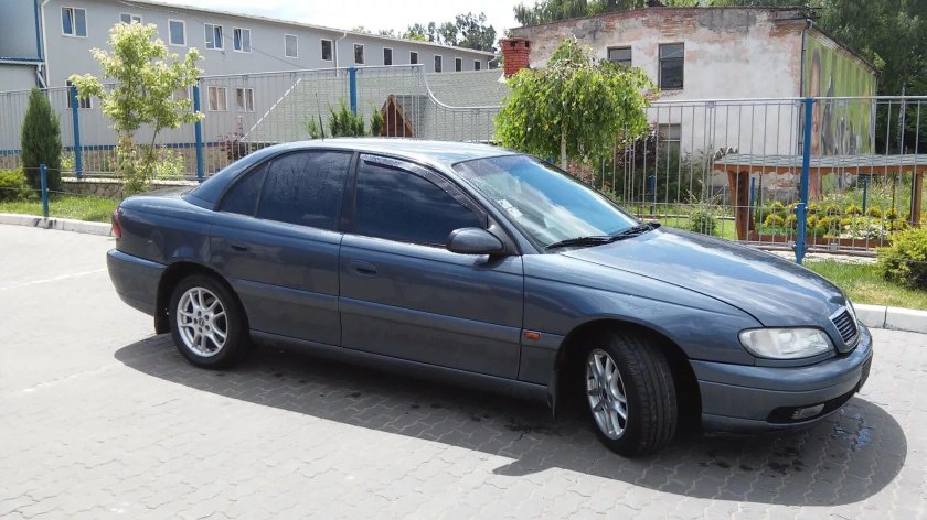 Opel Omega 1996