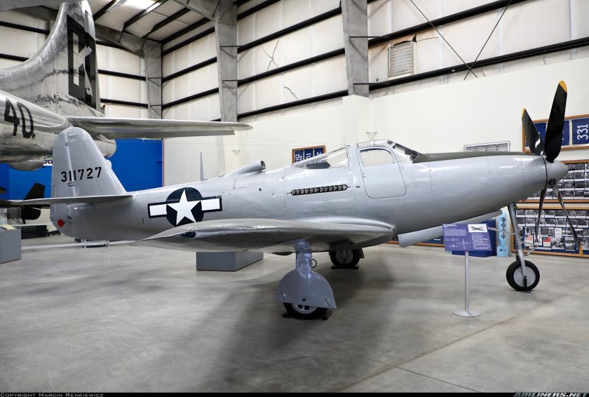 Аэрокобра американский истребитель