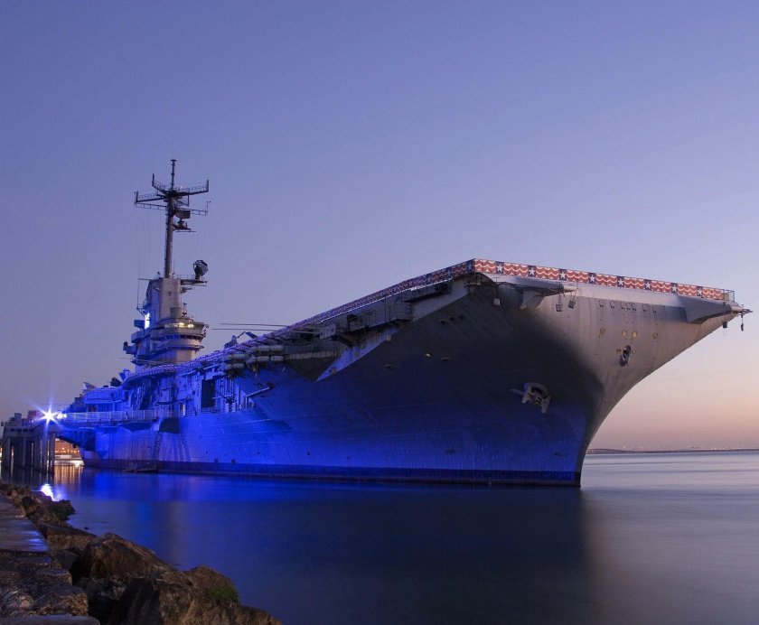 Авианосец lexington 16