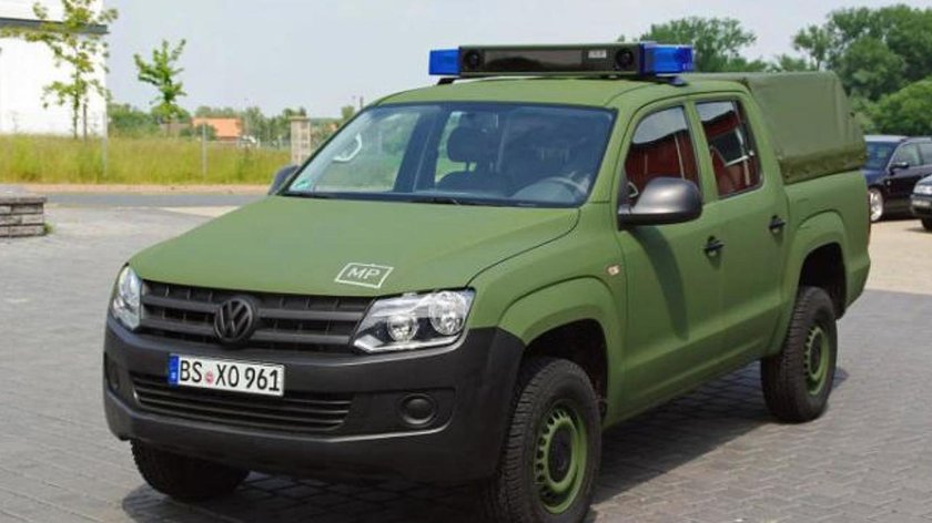 Фольксваген Амарок военный