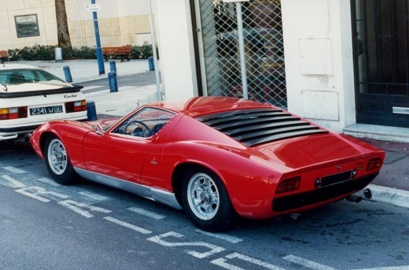 Lamborghini Miura 1965