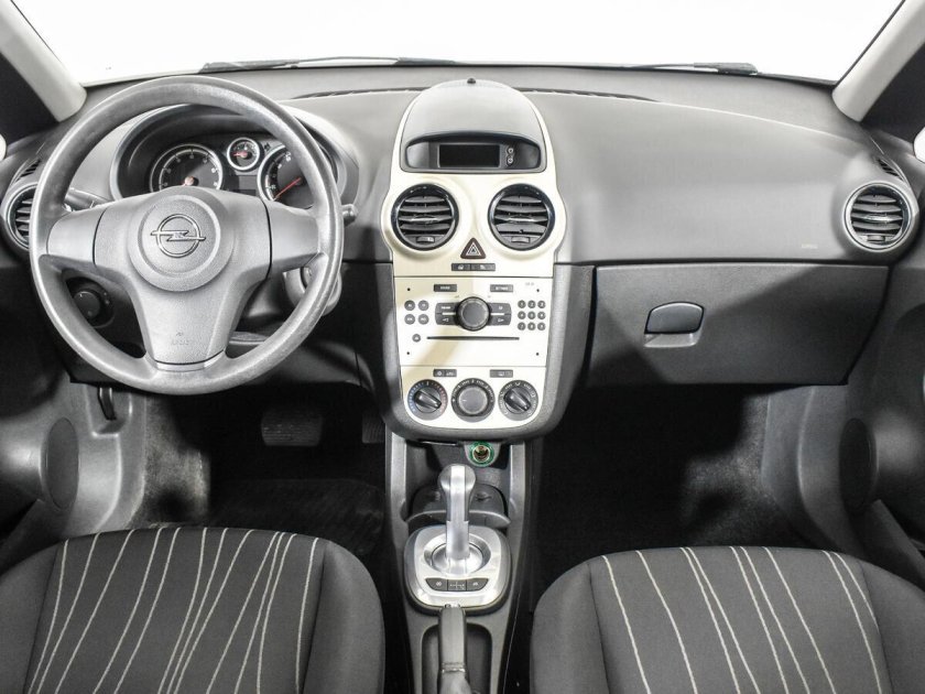 Опель Корса 2007