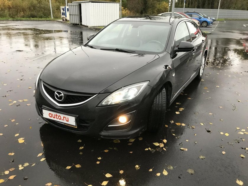 Мазда 6 2 поколение черная