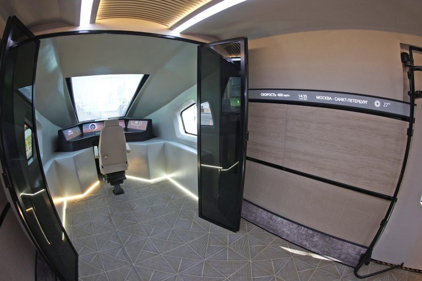 Новый скоростной поезд