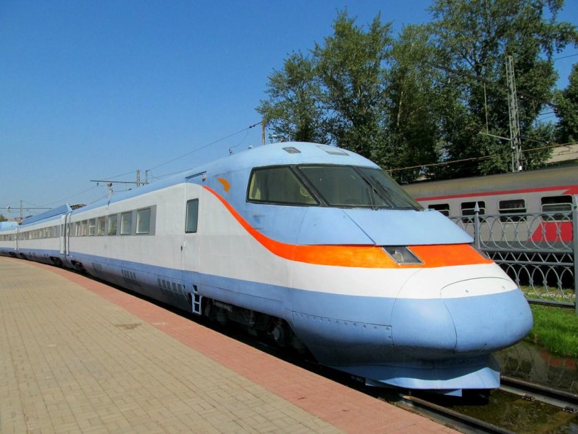 Электропоезд эс250 Сокол