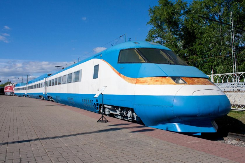 Электропоезд эс250 Сокол