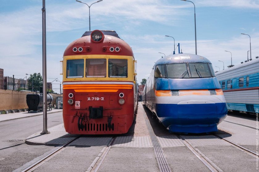 Электропоезд эс250 Сокол