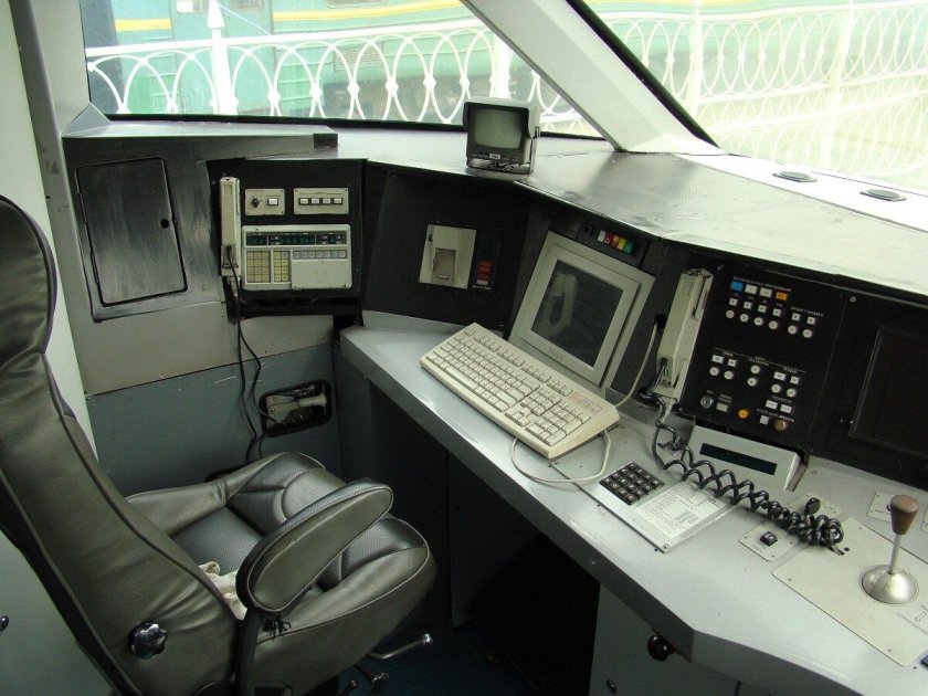 Сокол 250 кабина