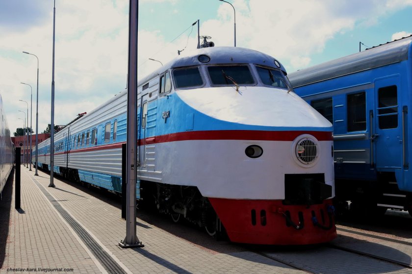 Эр200 красный