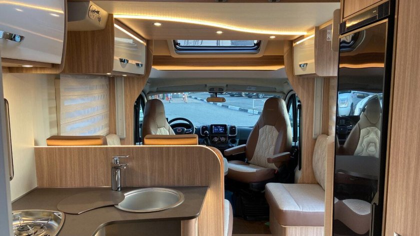 Автодом Buerstner Limited 2021