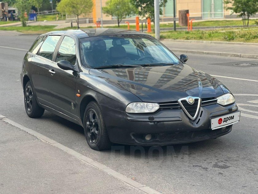 Nissan Almera II (n16)