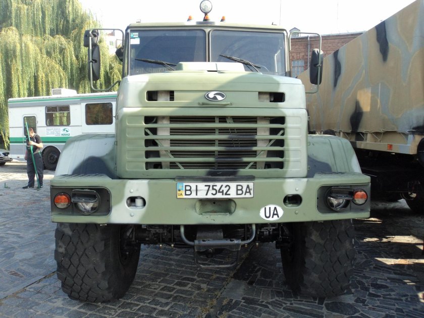 Военный КРАЗ 6322