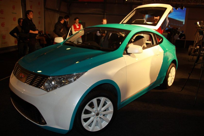 Ё-мобиль гибридный автомобиль