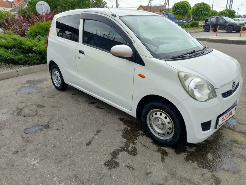 Daihatsu Mira 2014
