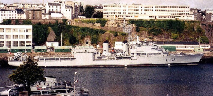 Hms type 23 frigate - montrose (f236